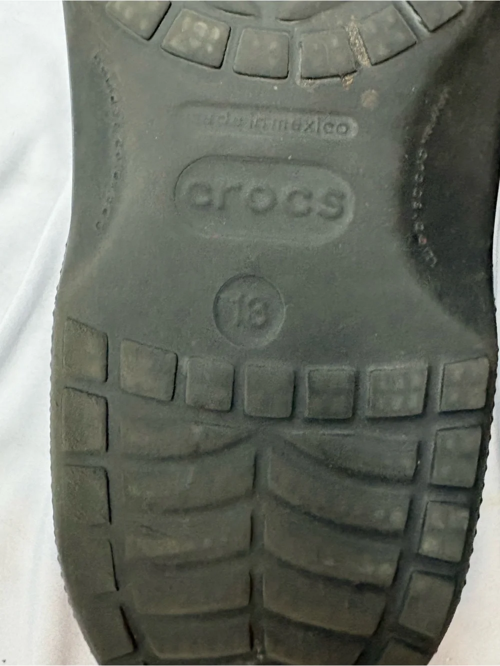 CROCS comfortable slip